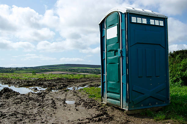 Best Portable Restroom Maintenance and Cleaning  in Brookfield, NJ